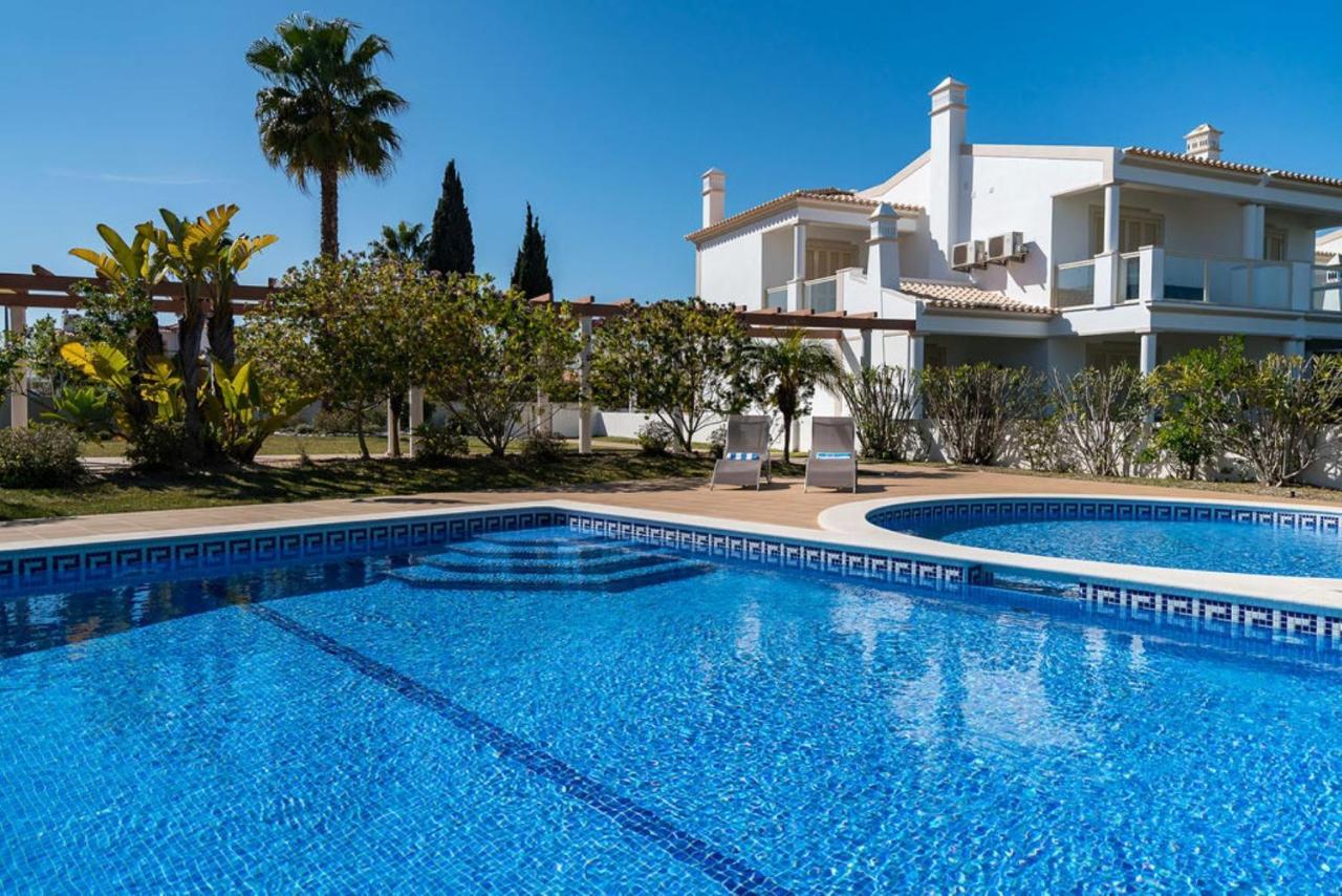 Villa Cantinho By Intiholidays Albufeira Eksteriør billede